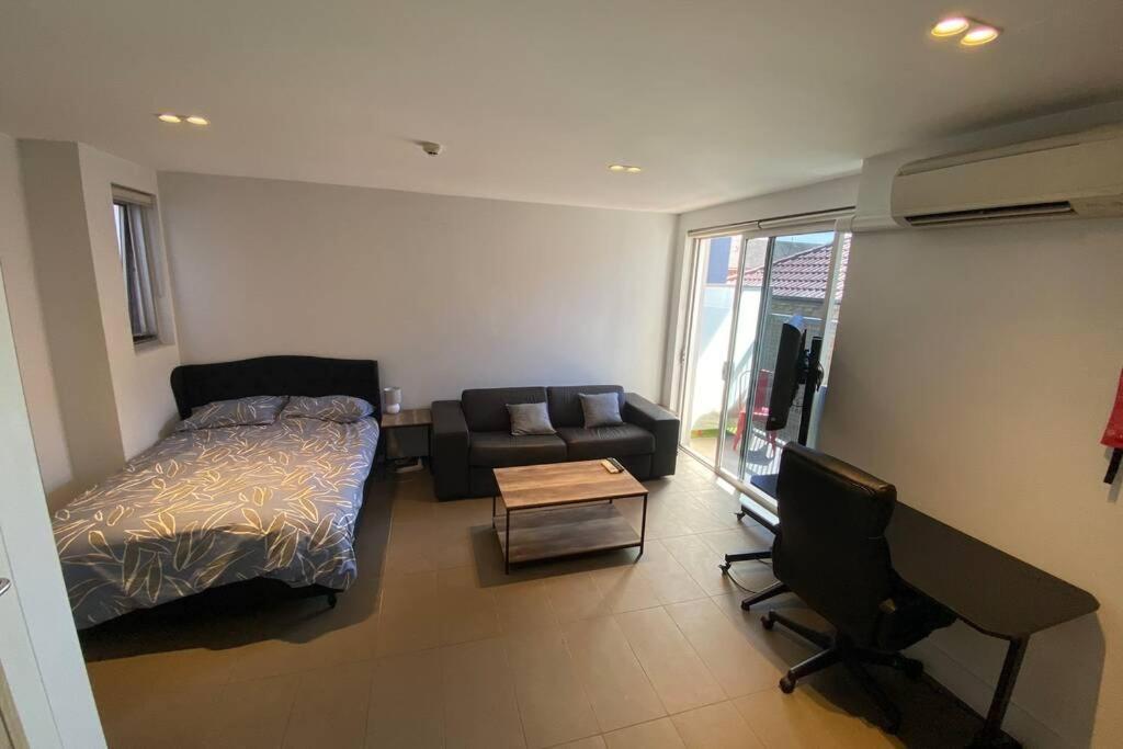 Glenayr Avenue Bondi Beach Entire Studio Apartment Sydney Ngoại thất bức ảnh